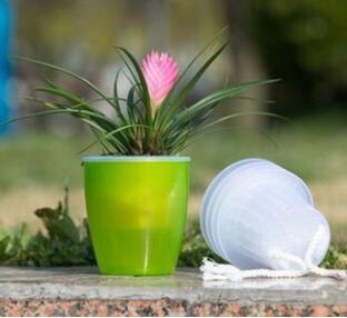 Self-Watering Resin Flowerpot  Colorful Plastic Planter with Sizes