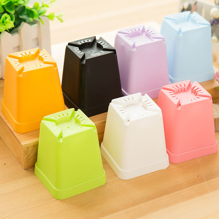 Compact Plastic Planter Pot Long Lasting Small Garden Container