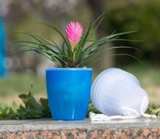 Self-Watering Resin Flowerpot  Colorful Plastic Planter with Sizes